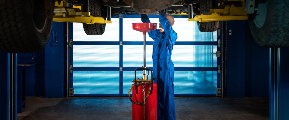 Oil Change Service for Cars & Trucks